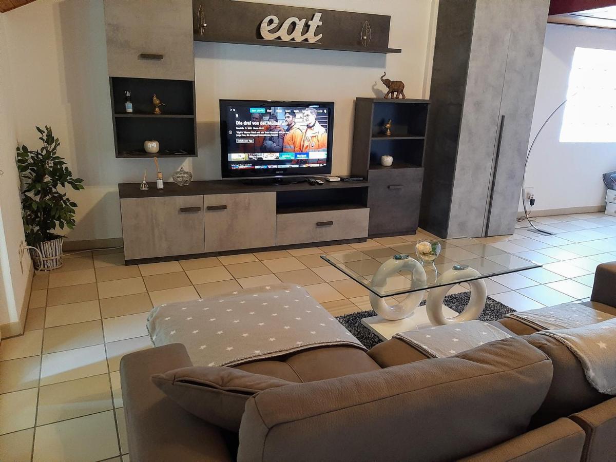 Holidays Homes Il Folletto Quartino ภายนอก รูปภาพ