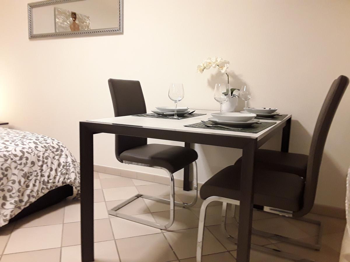Holidays Homes Il Folletto Quartino ภายนอก รูปภาพ