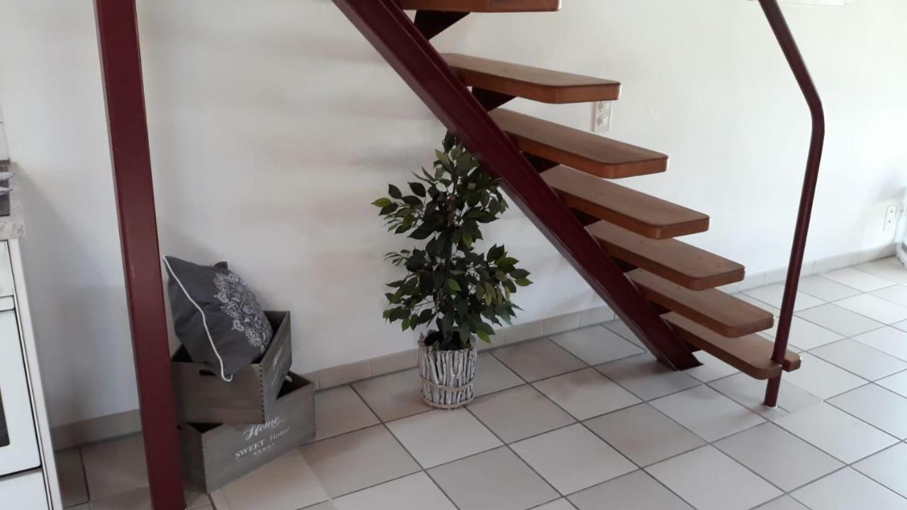 Holidays Homes Il Folletto Quartino ภายนอก รูปภาพ