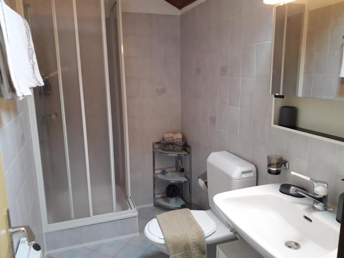 Holidays Homes Il Folletto Quartino ภายนอก รูปภาพ