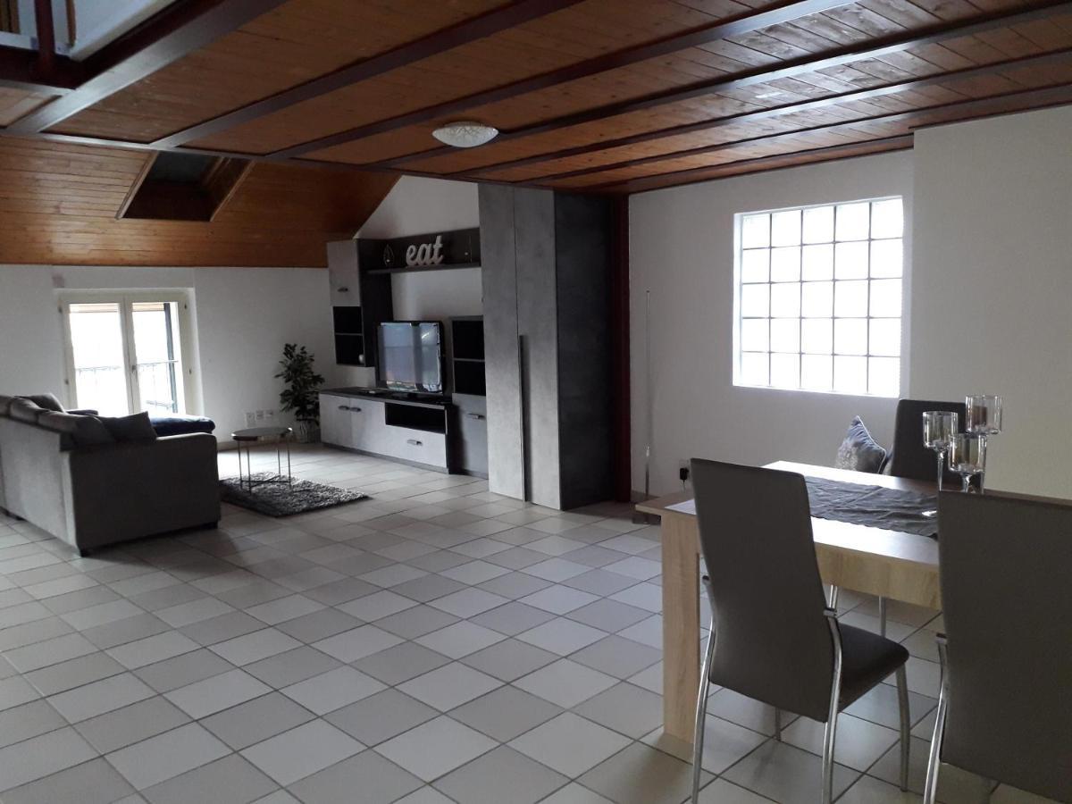 Holidays Homes Il Folletto Quartino ภายนอก รูปภาพ